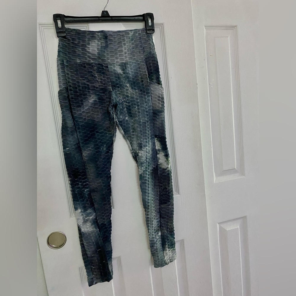 Honeycomb leggings